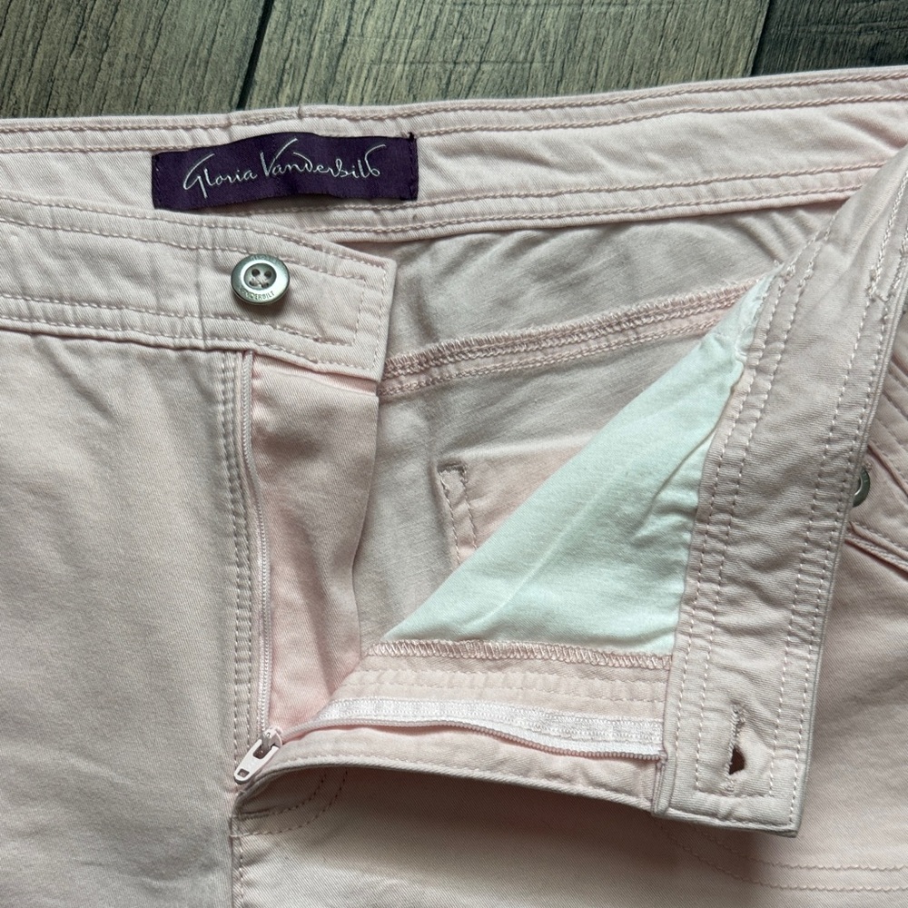 Gloria Vanderbilt Pale Pink Bermuda Shorts Size 16 - Picture 4 of 9